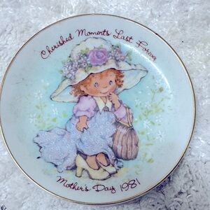 Cherished moments Vintage Decorative Plate with Floral Design